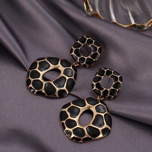 SAFARI earrings in giraffe print - Picture 3 of 5